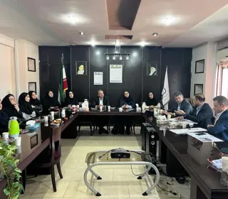 نشست تخصصی اساتید و مدیر گروه رشته‌های مدیریت بازرگانی و حسابداری با حضور هیئت رئیسه موسسه