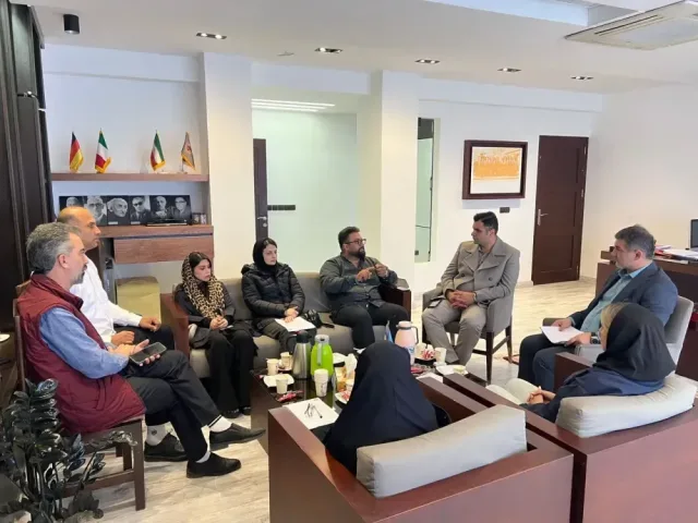 نشست تخصصی اساتید و مدیر گروه مهندسی معماری موسسه ۲